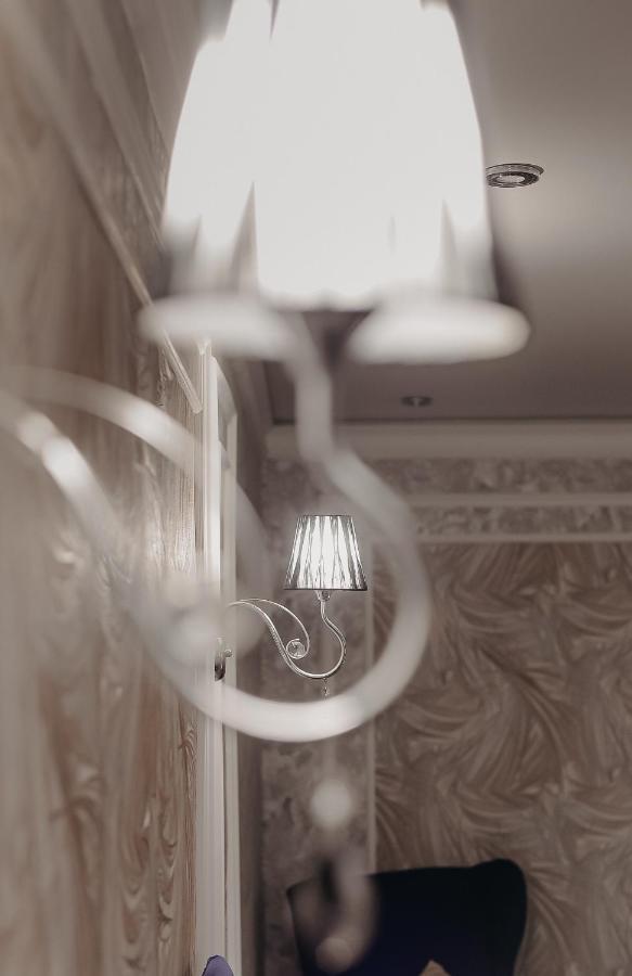 Vip Апартаменты Однокомнатная Квартира Oral Exterior photo